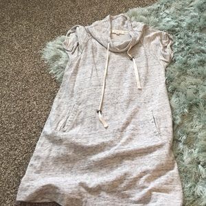 Grey short sleeve dress