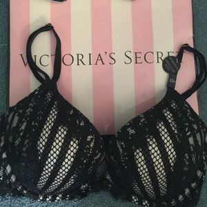 ✨PRICE DROP ✨New Victoria's Secret bombshell bra!