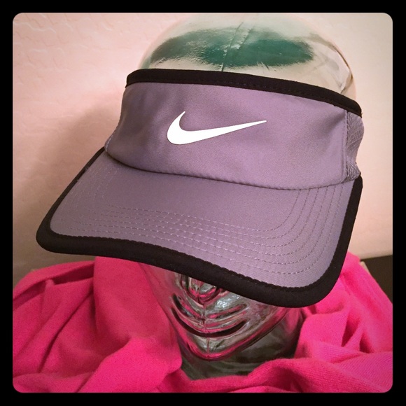 Nike Accessories - 🆕 Nike Adult Visor
