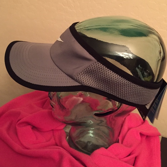 🆕 Nike Adult Visor - Picture 2 of 4