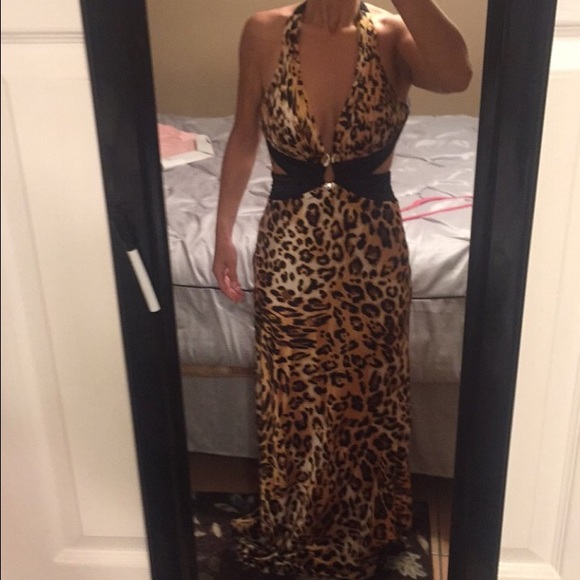 Gorgeous Cache leopard print dress with a tail