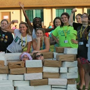 Meet your Posher, Maxine