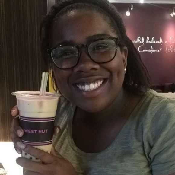 Meet your Posher, Breanna