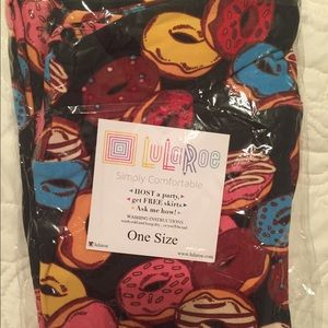 LuLaRoe BNWT HTF OS Donuts (Black) UNICORN!!