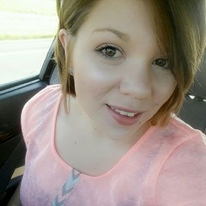 Meet your Posher, Catherine