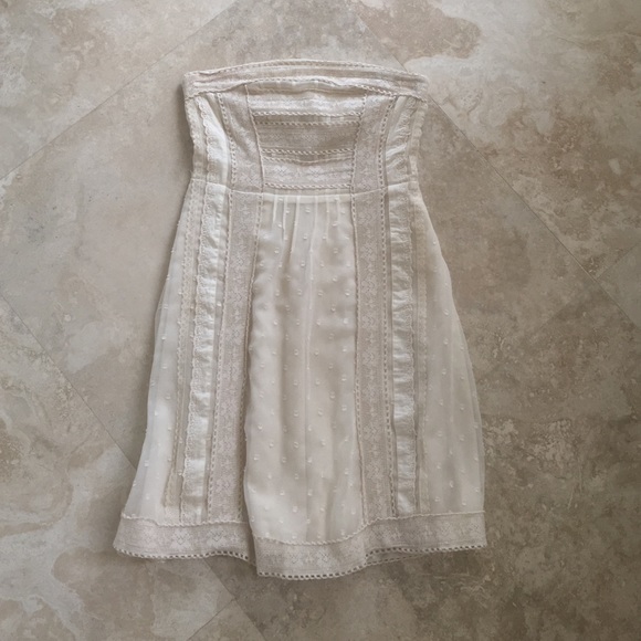 Urban Outfitters strapless cream dress