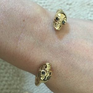 Skull bangle bracelet