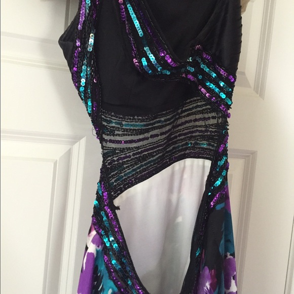 Cache dress - Picture 2 of 4