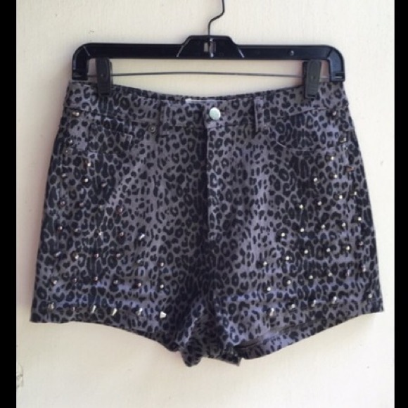 Rehab Pants - Leopard Print Embellished Shorts Size Medium