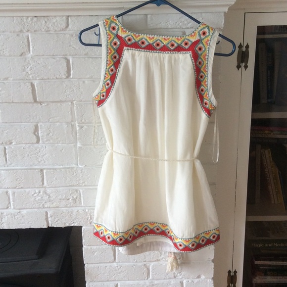 MM Couture Embroidered Shell - Picture 4 of 6