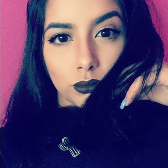 Meet your seller!😸