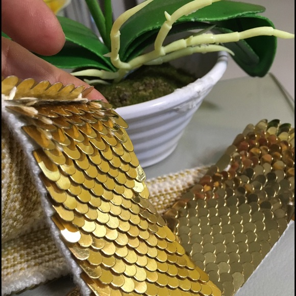 Gold metal  Belt main image 4