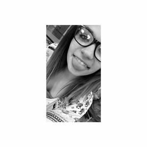 Meet your Posher, Olivia brit