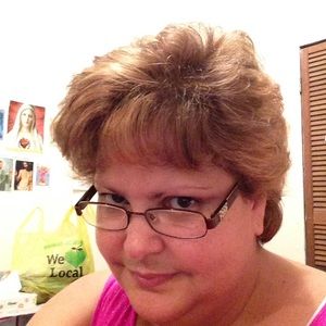 Meet your Posher, Ivette