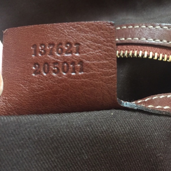 🎉🎉 💯 Authentic Beautiful Gucci Bag - Picture 4 of 4