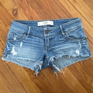 Abercrombie Jean shorts size 25 SALE!!!