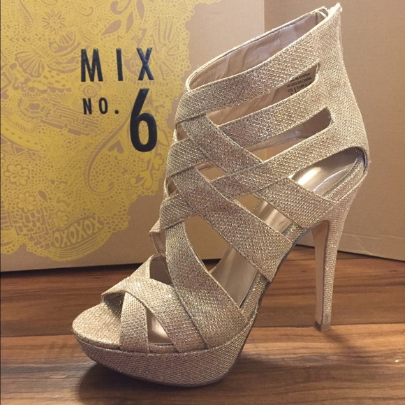 Silvery gold formal stiletto high heals