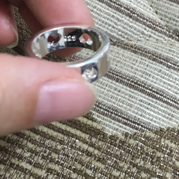 .925 Stamped Hollow Heart Ring - Picture 4 of 7