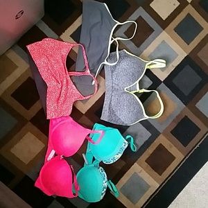 Lot of Sports tops / Bra's