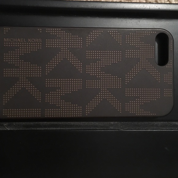 Authentic Michael Kors case