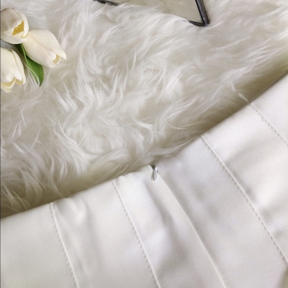 White Tennis Skirt - Picture 3 of 4