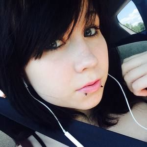 Meet your Posher, Ivy