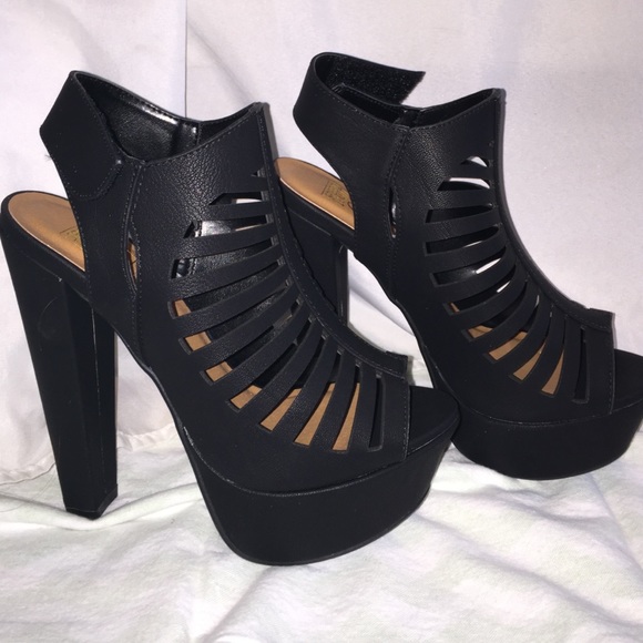 Black heels