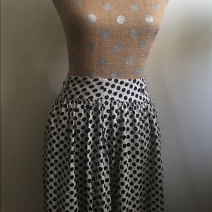 Long polka dot skirt✨