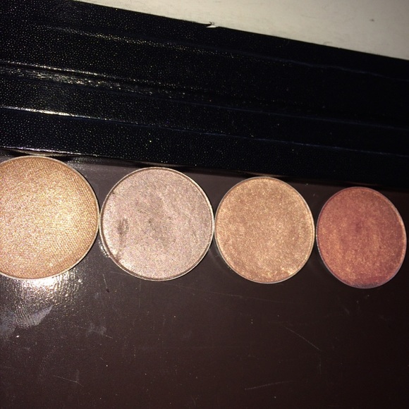 Mac and makeup geek eyeshadow bundle👄 - Picture 2 of 4