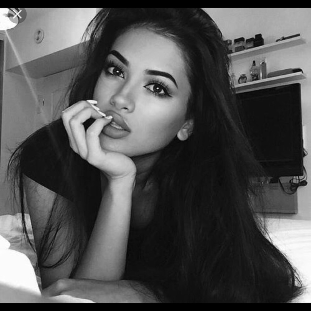 Meet your Posher, Ahna