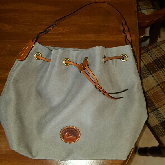 Dooney & Bourke Tote