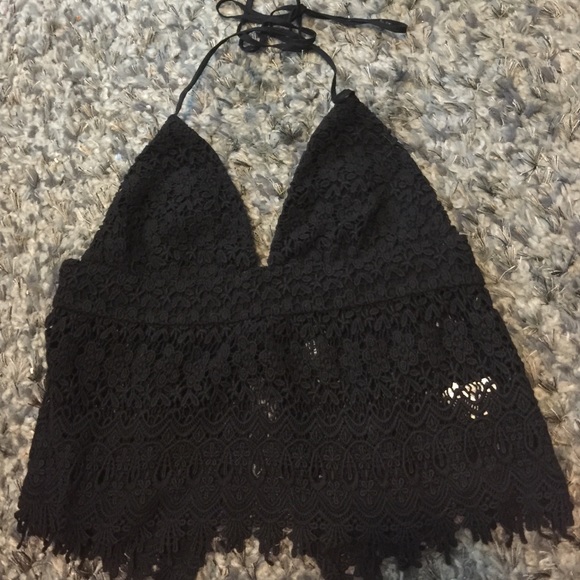 Crotchet halter top
