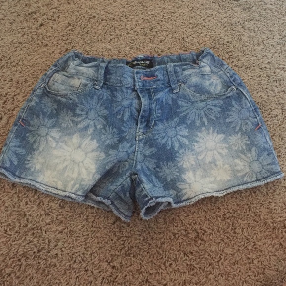 Boho flower Jean shorts