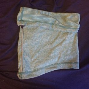 Lulu lemon neck warmer