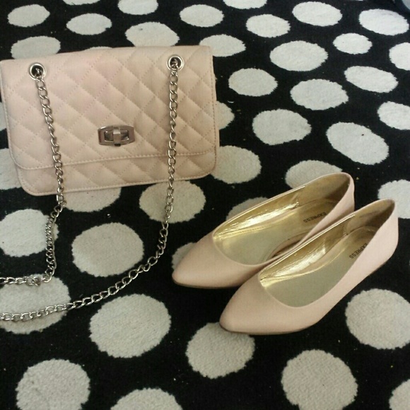 EXPRESS nude pink flats