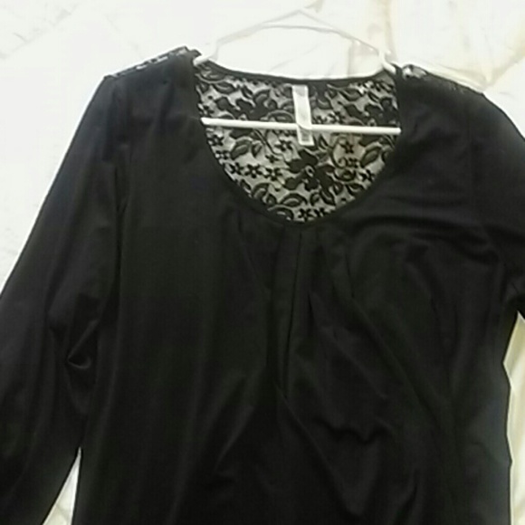 Black long sleeve shirt with laced back