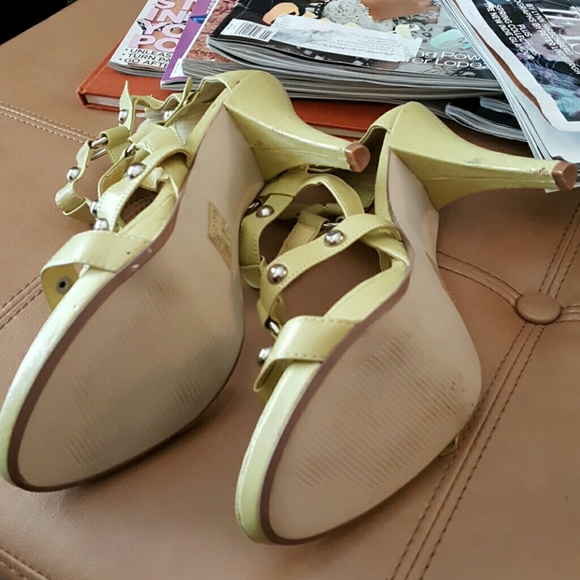 Caged heels - Picture 4 of 4