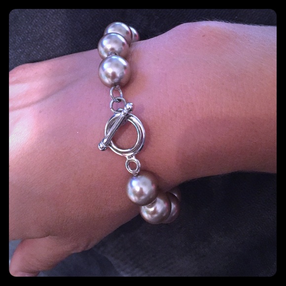 Lavender bead bracelet