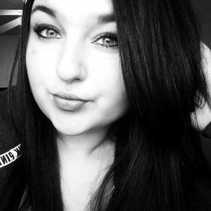 Meet your Posher, Jade