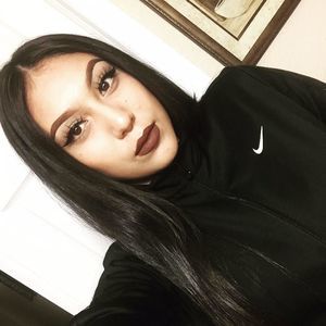 Meet your Posher, Evelyn