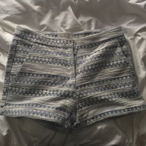 Patterned high waisted cloth shorts