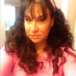 Meet your Posher, Anne