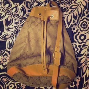Vintage Gucci off the shoulder style drawstring