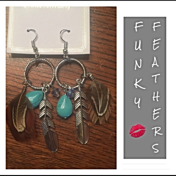 ✂️PRICECUT✂️Boho Feather Earrings Silver sold - Picture 2 of 3