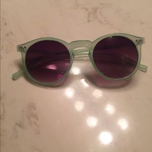 MINT GREEN SUNGLASSES- BARELY WORN