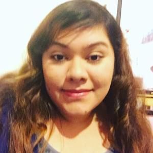 Meet your Posher, Dayana
