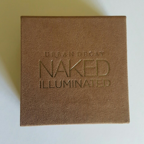 NEW Urban Decay Illuminated Lit