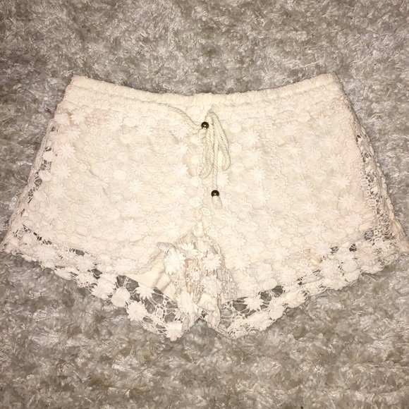 Size small forever 21 shorts - Picture 1 of 2