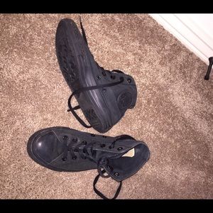 ALL BLACK CONVERSE
