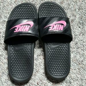 Womens Nike Slides